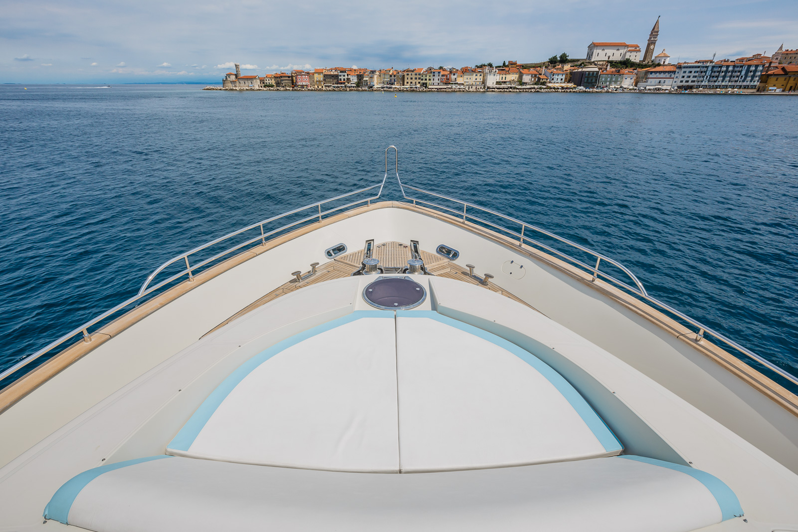MY VELLMARI -  Foredeck.jpg