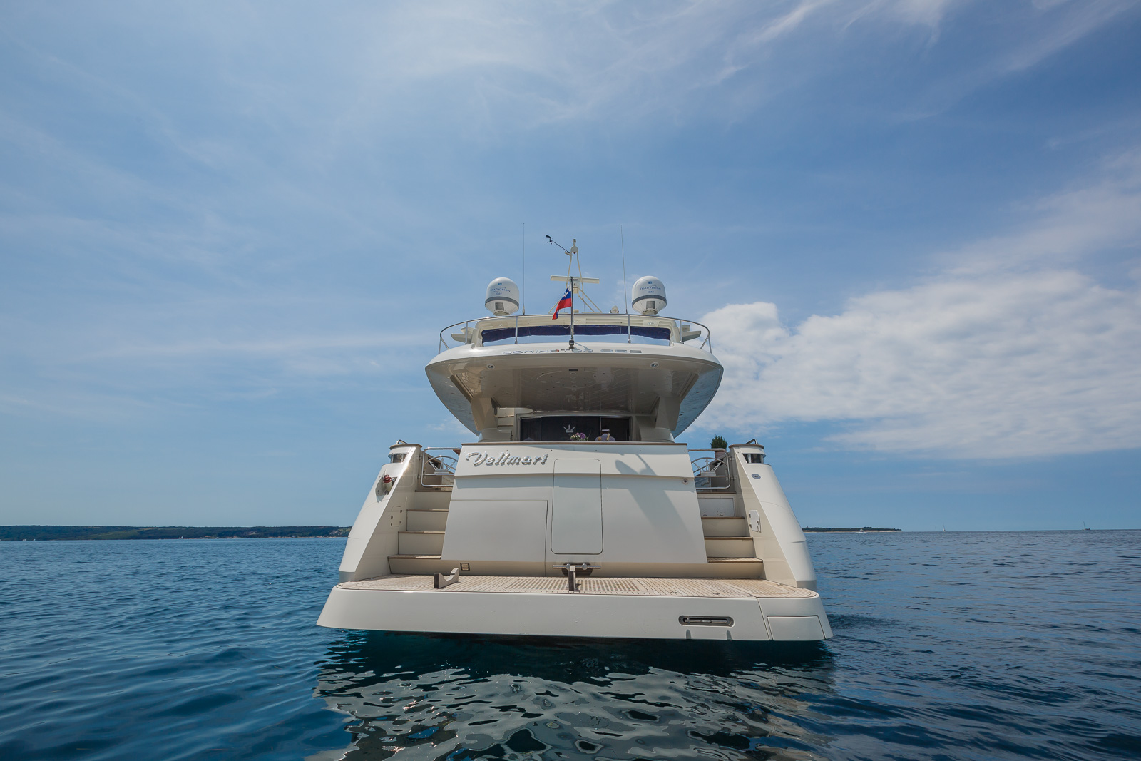 MY VELLMARI -  Swim platform.jpg