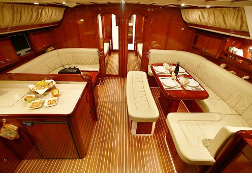 MYTHOS II Salon.jpg