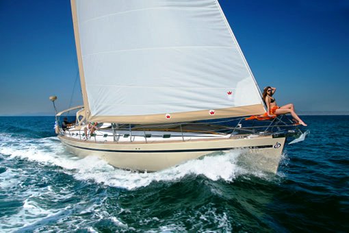 MYTHOS II Under Sail.jpg