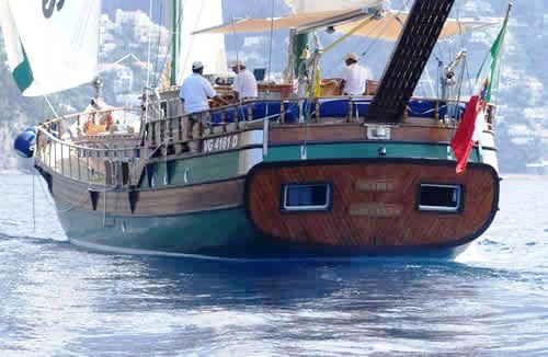 Maria Giovanni under sail.jpg