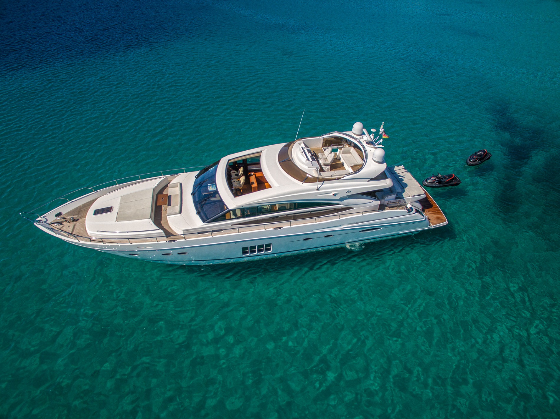 Motor Yacht 66 ABOVE - 002.jpg