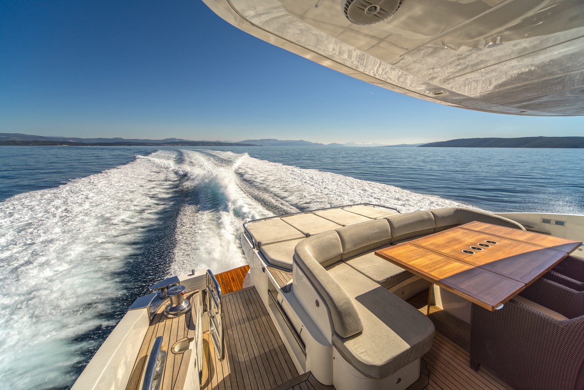 Motor Yacht 66 ABOVE - 006.jpg