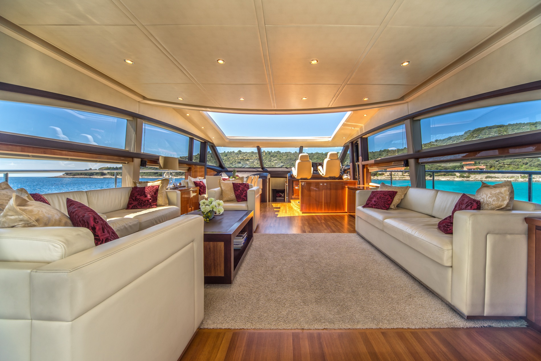 Motor Yacht 66 ABOVE - 010.jpg