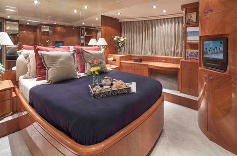 Motor Yacht GRAND BAROSSA - VIP Cabin.jpg
