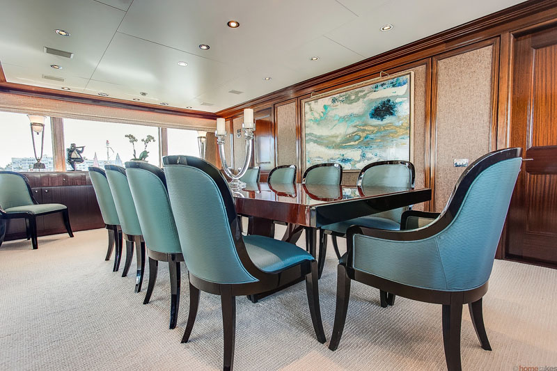 Motor Yacht GRAVITAS -  Formal dining.jpg