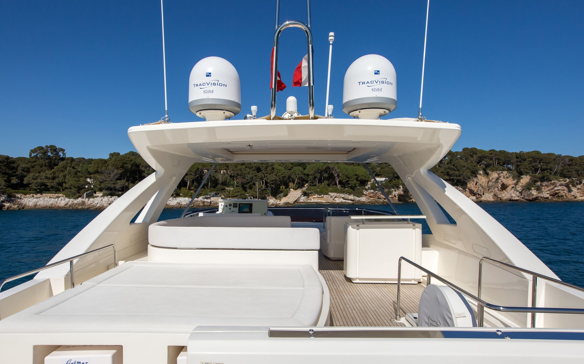 Motor Yacht IGELE - Sundeck and sunpads.jpg