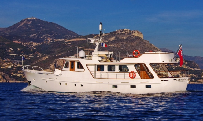 Motor Yacht LABRADOR.jpg