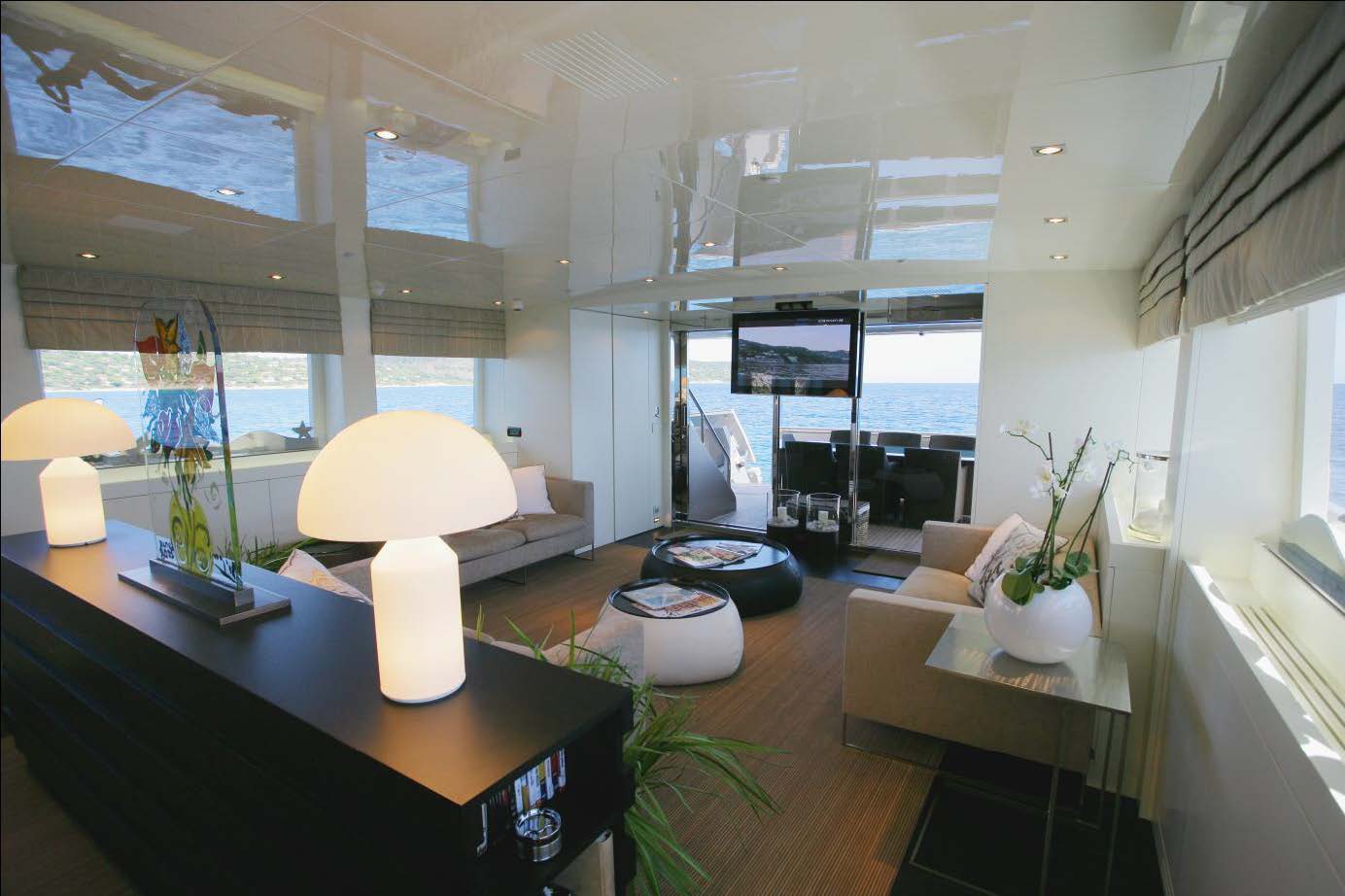 Motor Yacht LUMAR - 002.jpg