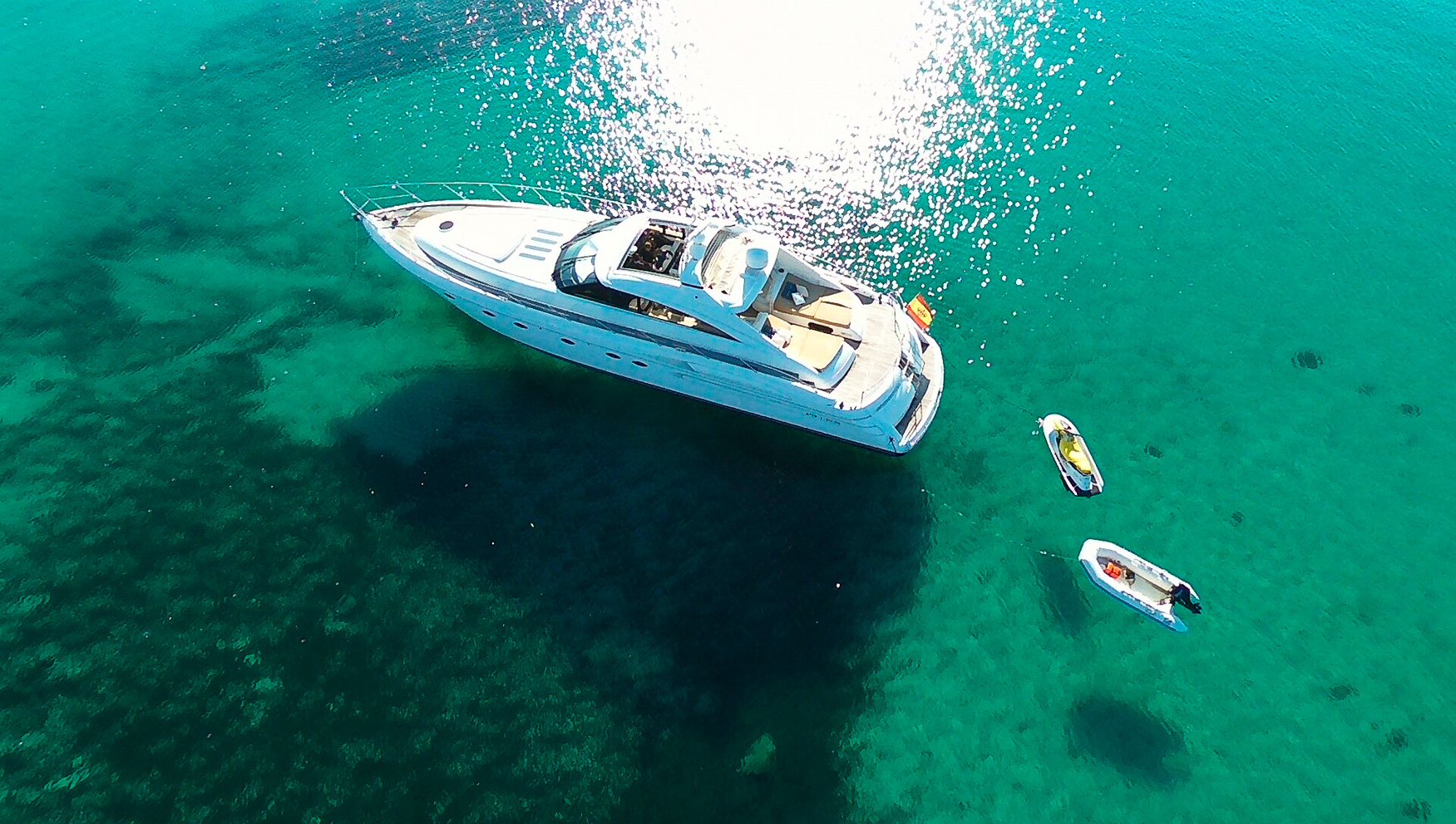 Motor Yacht MANZANA - Aerial.jpg