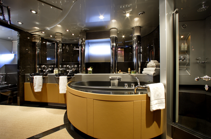 Motor Yacht PANDION - Master ensuite.jpg