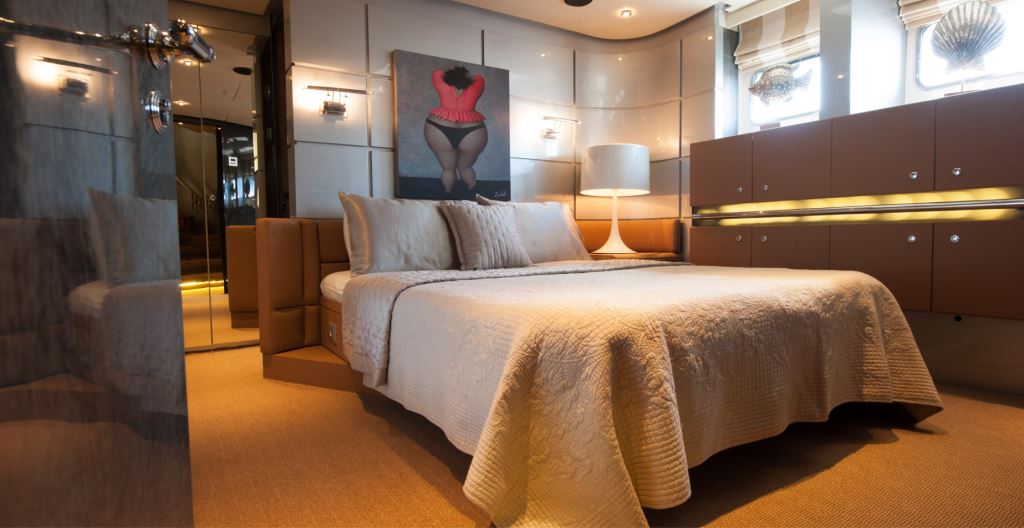 Motor Yacht PANDION - VIP.jpg
