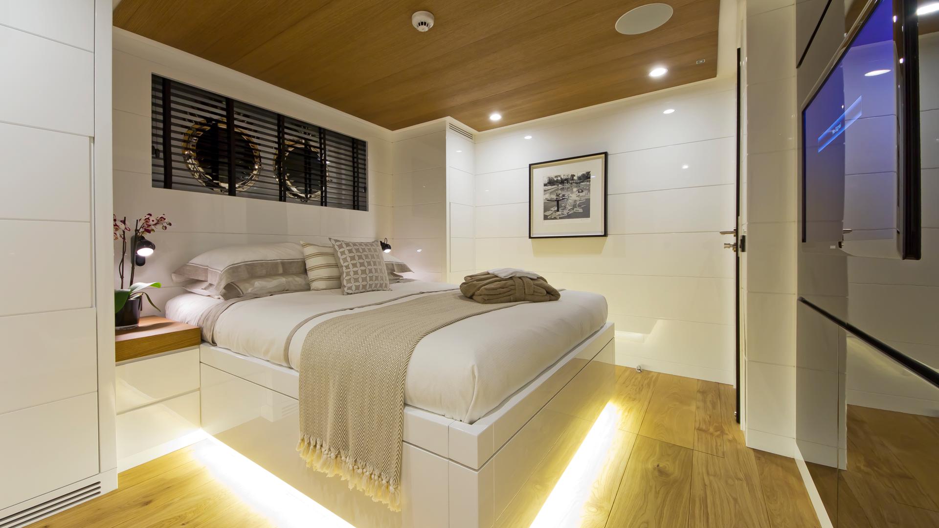Motor Yacht Preference- guest cabin. Photo credit Tansu Yachts.jpg