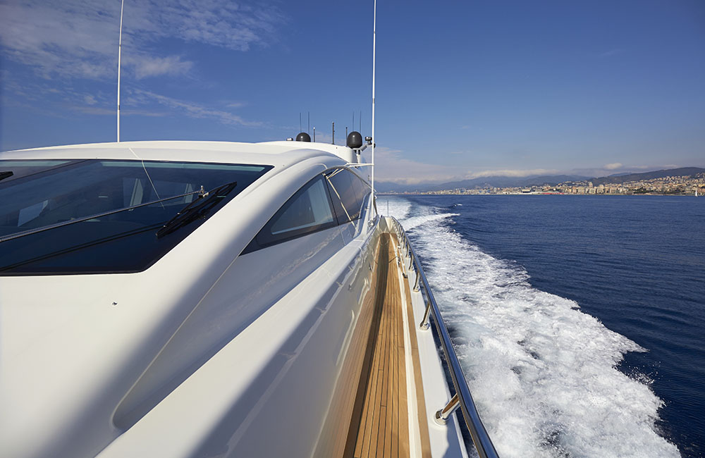 Motor yacht ANTELOPE III - Side Deck.jpg