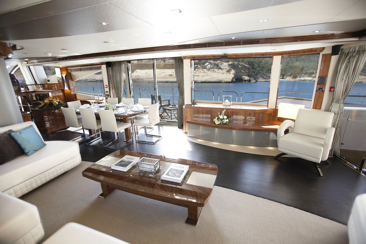 Motor yacht AQUA LIBRA - 004.jpg
