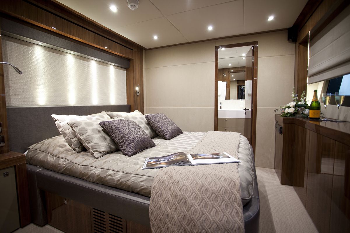 Motor yacht AQUA LIBRA - 013.jpg