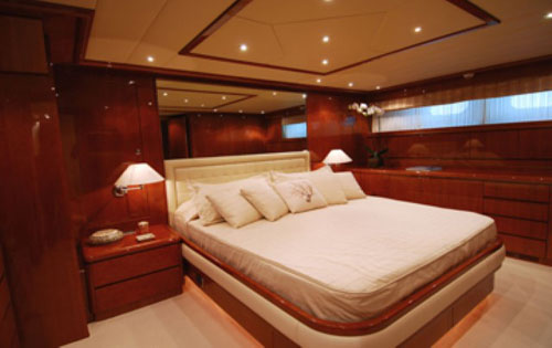 Motor yacht BONITO -  Master Cabin 2.jpg