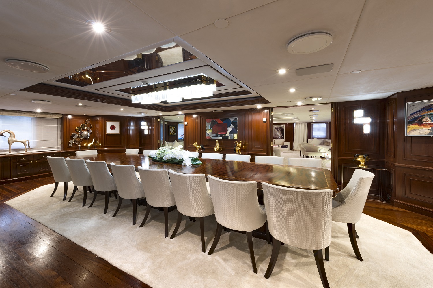 Motor yacht CHAKRA - Formal dining.jpg
