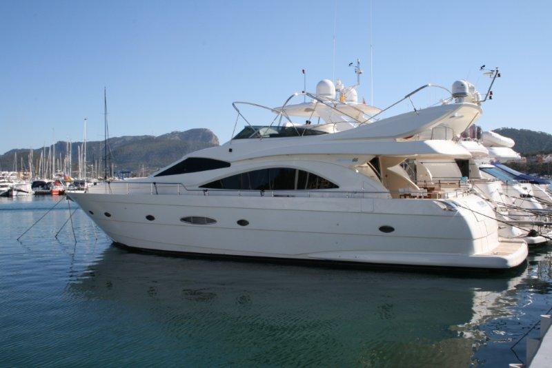 Motor yacht CRIDAMAR -  Main.jpg