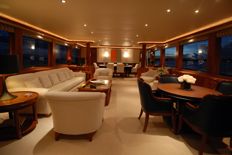 Motor yacht Dona Lola -  Main Salon 2.jpg