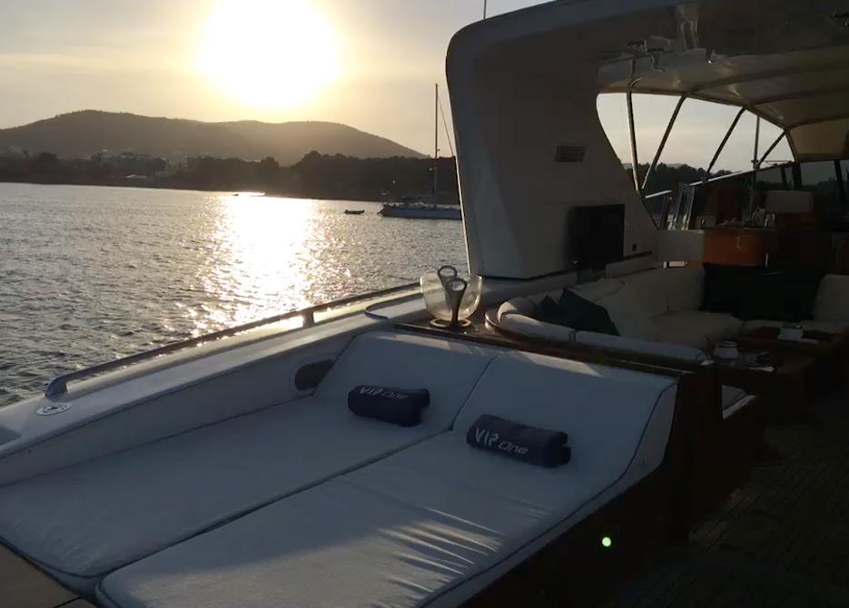Motor yacht EL VIP ONE  - 007.jpg