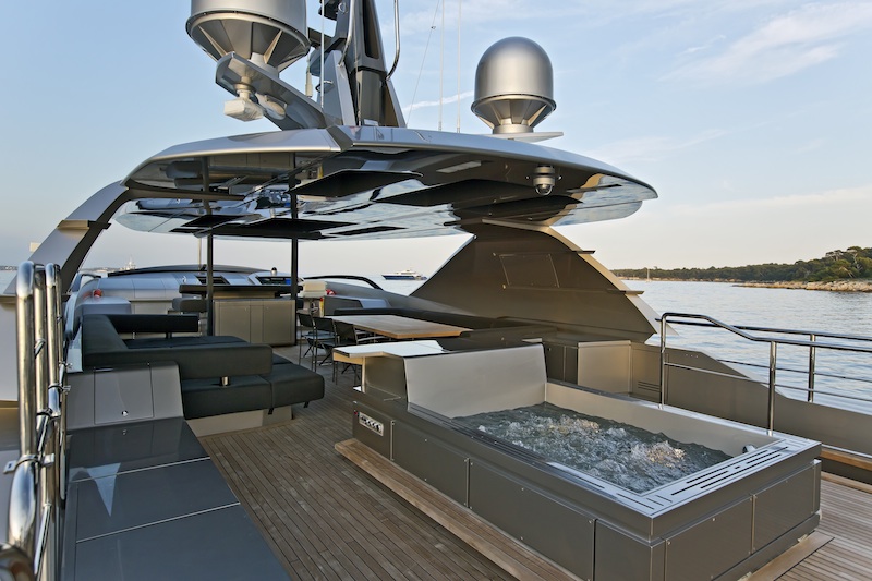 Motor yacht FUSION - 009.jpg