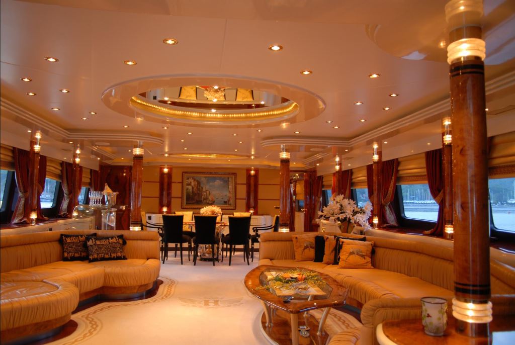 Motor yacht HULYA - Main Salon.jpg