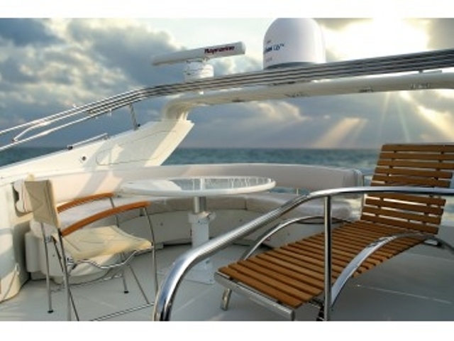 Motor yacht JACO I -  Flybridge.jpg