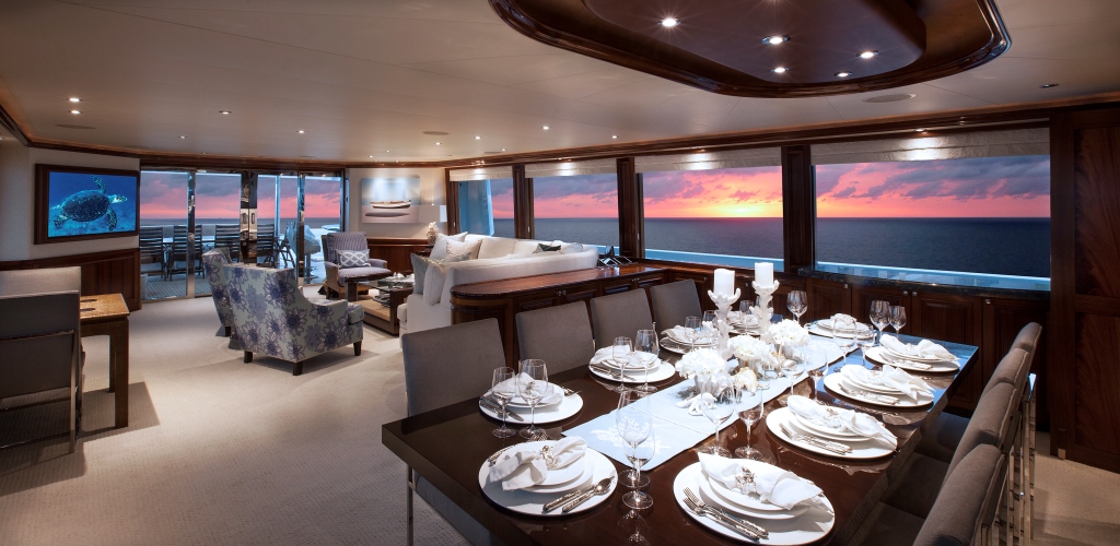 Motor yacht KEMOSBE - Salon.jpg
