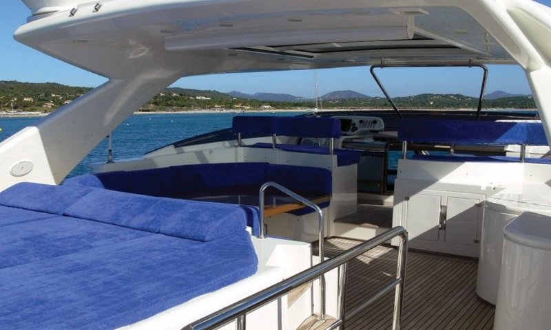 Motor yacht LADY CHATTERLEY -  Flybridge.jpg