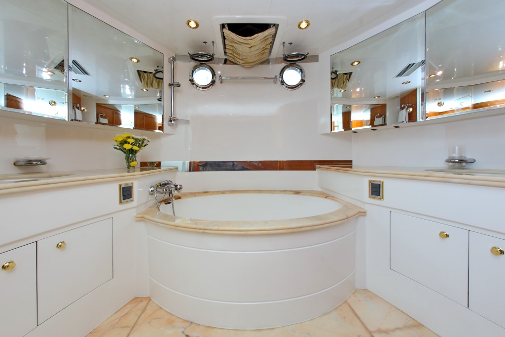 Motor yacht LADY MARCELLE - Master Bath.jpg