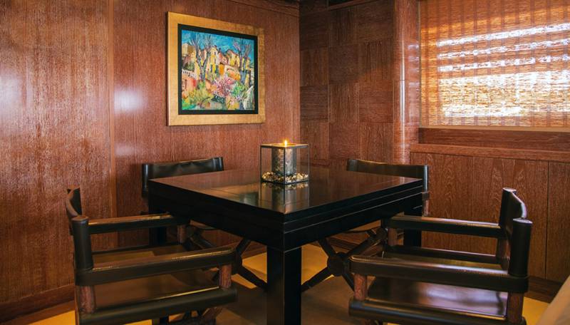 Motor yacht LEILA LINA -  Card Table.jpg