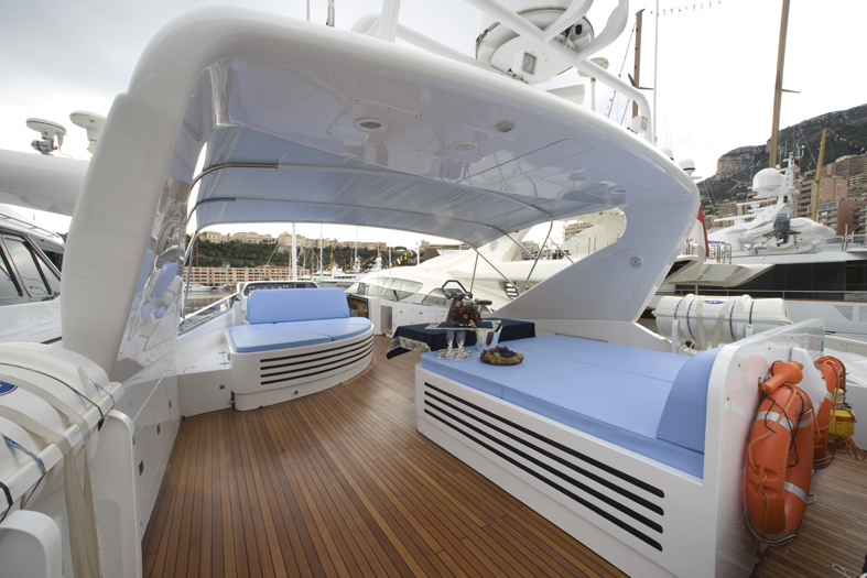 Motor yacht MAGIC DREAM -  Sundeck.jpg