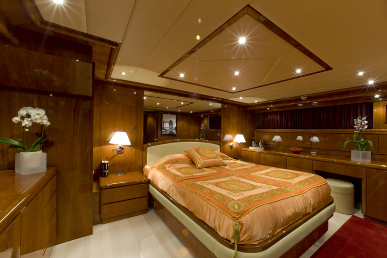 Motor yacht MAGIC DREAM -  VIP Cabin 2.jpg