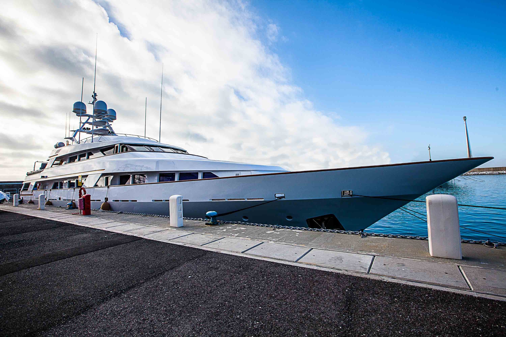 Motor yacht MISTRESS - 014.jpg