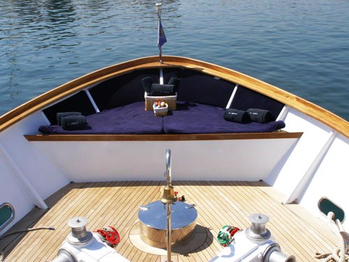 Motor yacht MONACO -  Forepeak.jpg