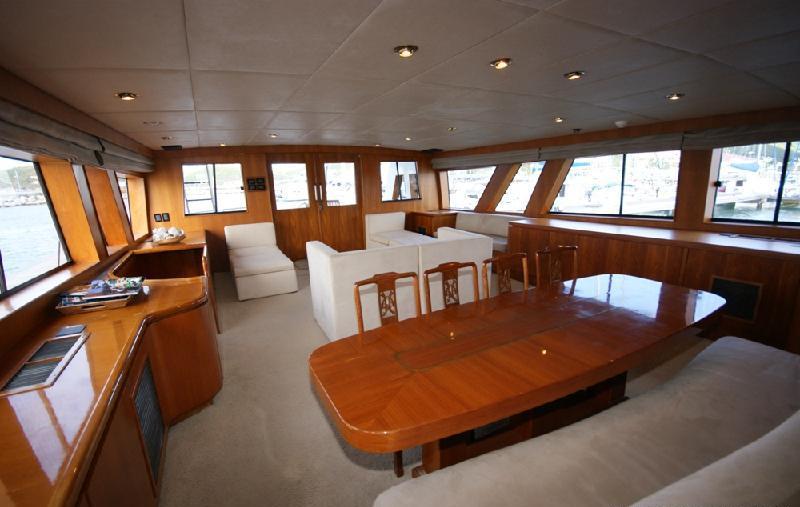 Motor yacht PIXEL -  Salon and Dining.jpg