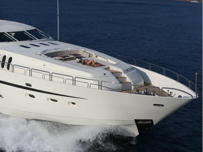 Motor yacht PLAN B - Cruising.jpg