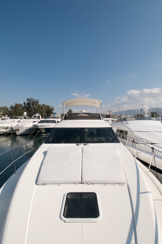 Motor yacht POSEIDON -  Forward Sunpads.jpg