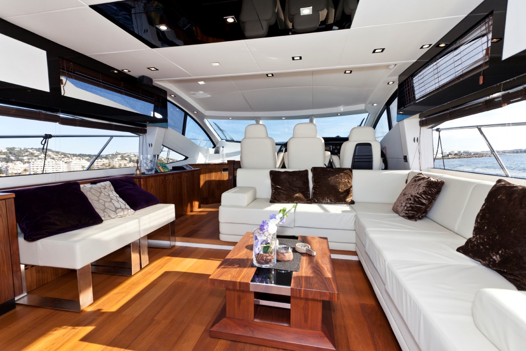 Motor yacht PULSAR - Salon.jpg