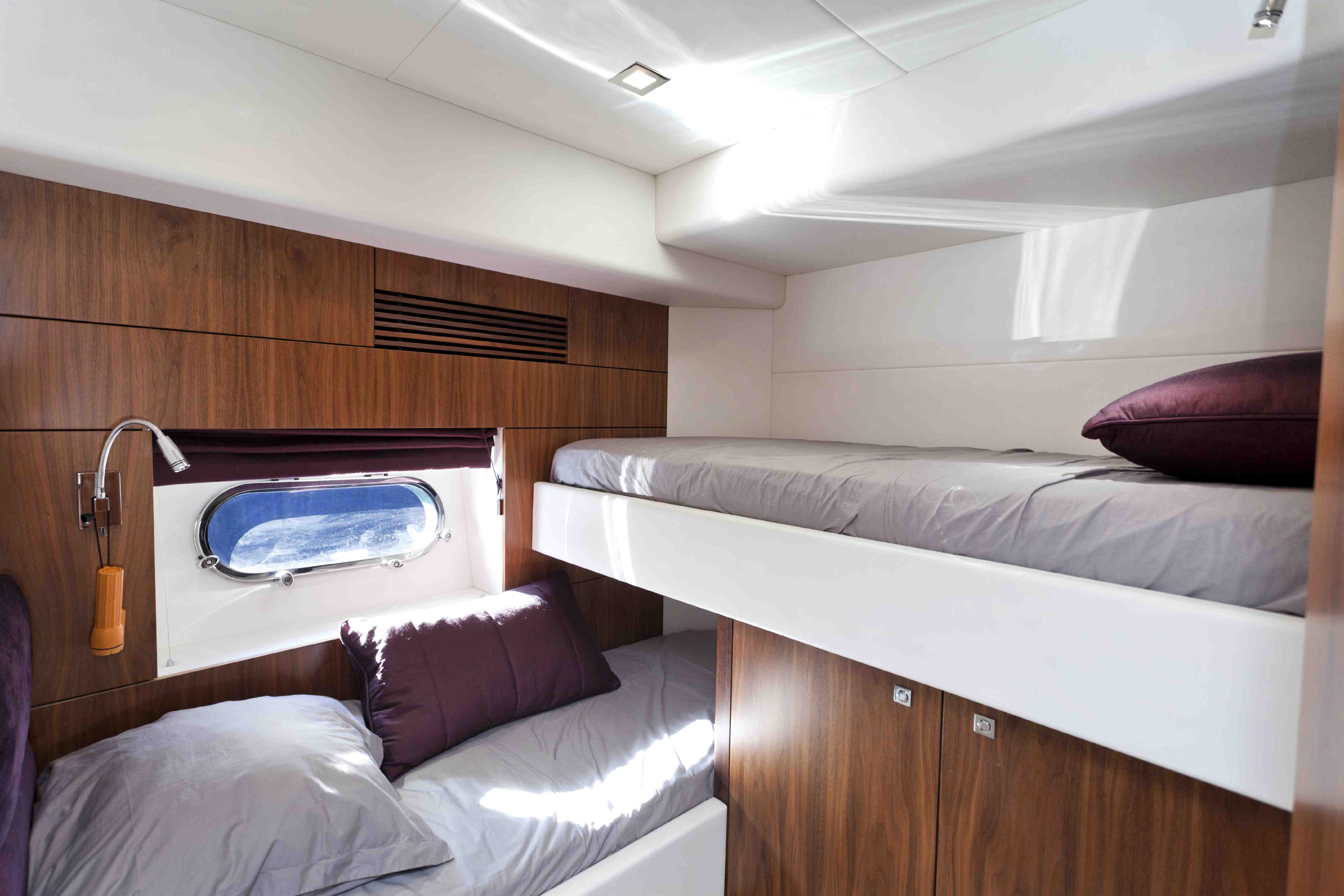 Motor yacht PULSAR - Twin Cabin.jpg