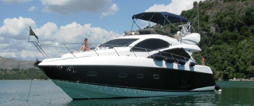 Motor yacht PYEWACKET.jpg