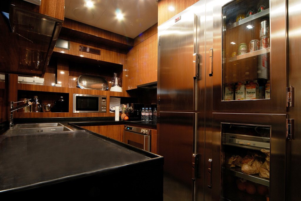 Motor yacht RG 512 -  Galley.jpg