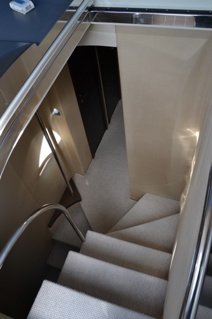 Motor yacht SABEA MEA - Stairs.jpg
