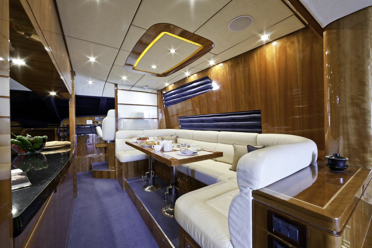 Motor yacht SAMARIC  -  Dining Table.jpg