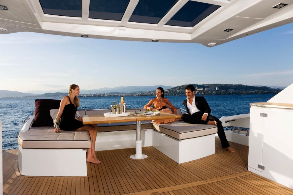 Motor yacht SCUDERIA -  Aft Deck.jpg