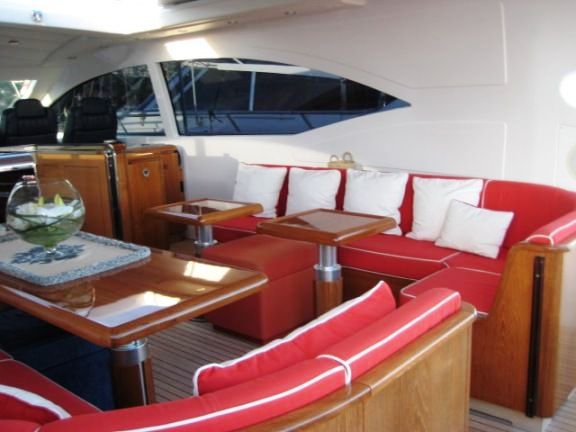 Motor yacht SED -  Dining area.jpg
