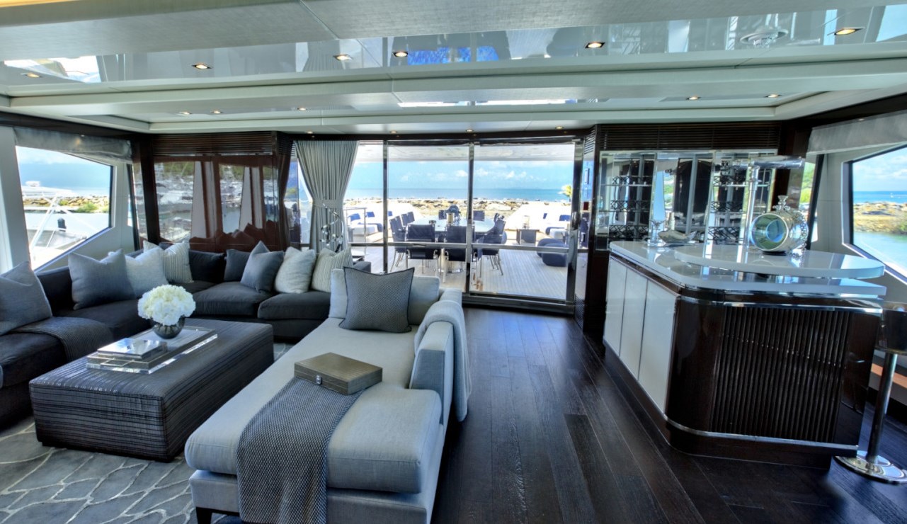 Motor yacht TAKE 5 - 016.jpg