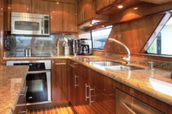 NICKS TRAVELIN MAN 4 -  Galley.jpg