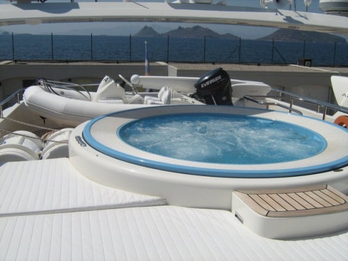 NIRA - Spa Pool and Tender.jpg